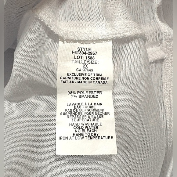 NWOT, Claire France, Elegant Plus-Size Textured Blouse, 2X, White - Picture 5 of 8